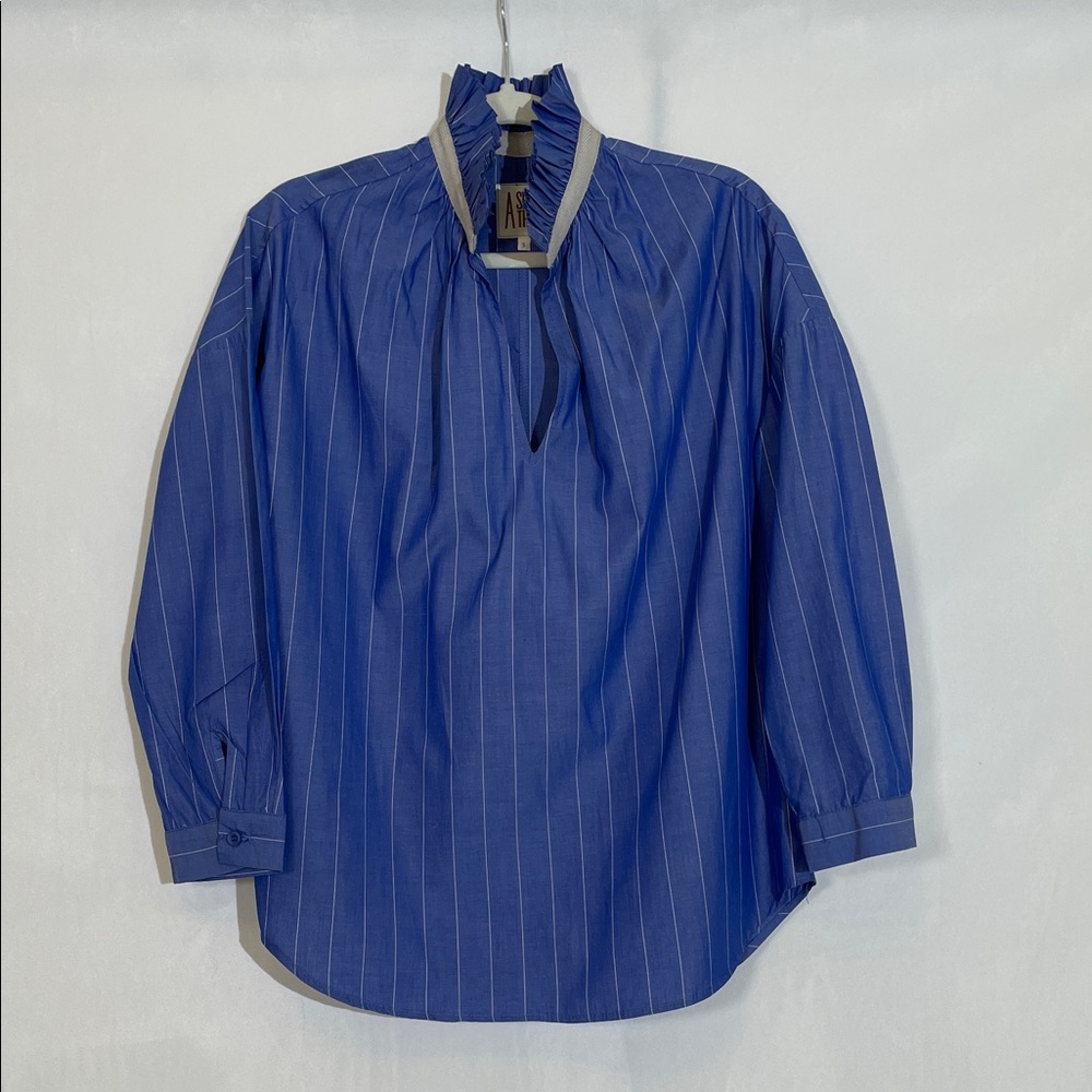 A Shirt Thing Top Blouse Size S Blue White Pin Stripe Ruffle Collar EUC